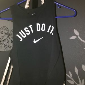 Women’s XSmall Nike crop top tank